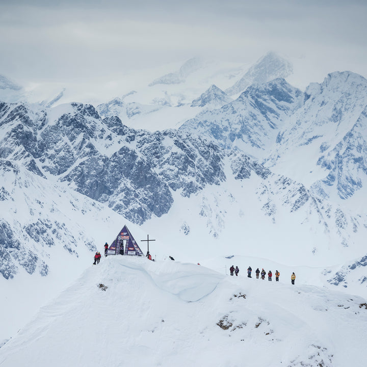FREERIDE WORLD TOUR TEASER & CALENDAR