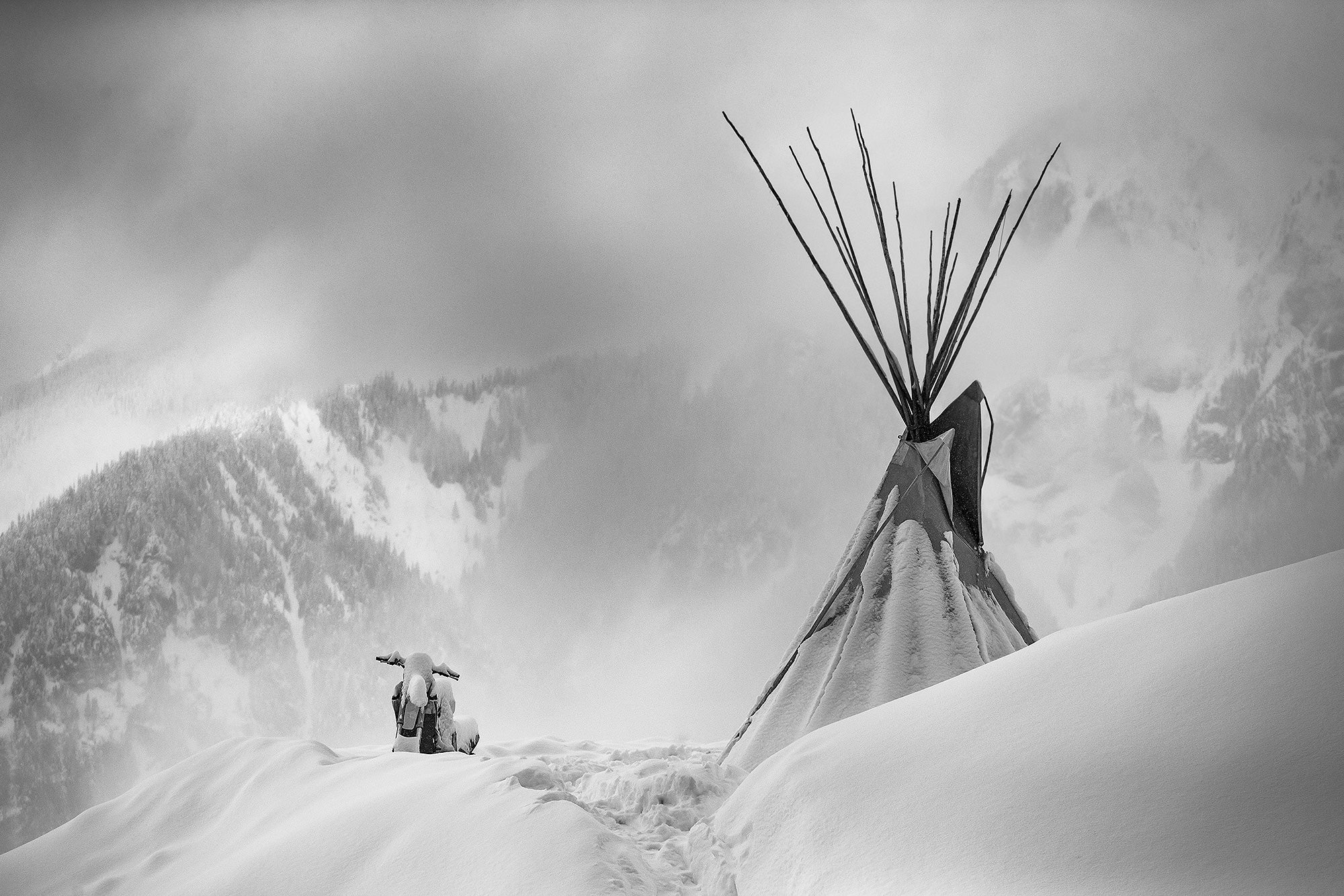 ORAGE'S FACES + PLACES - MASON MASHON – Forecast Ski